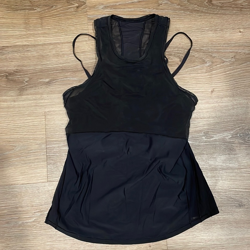 Black lululemon tank!
